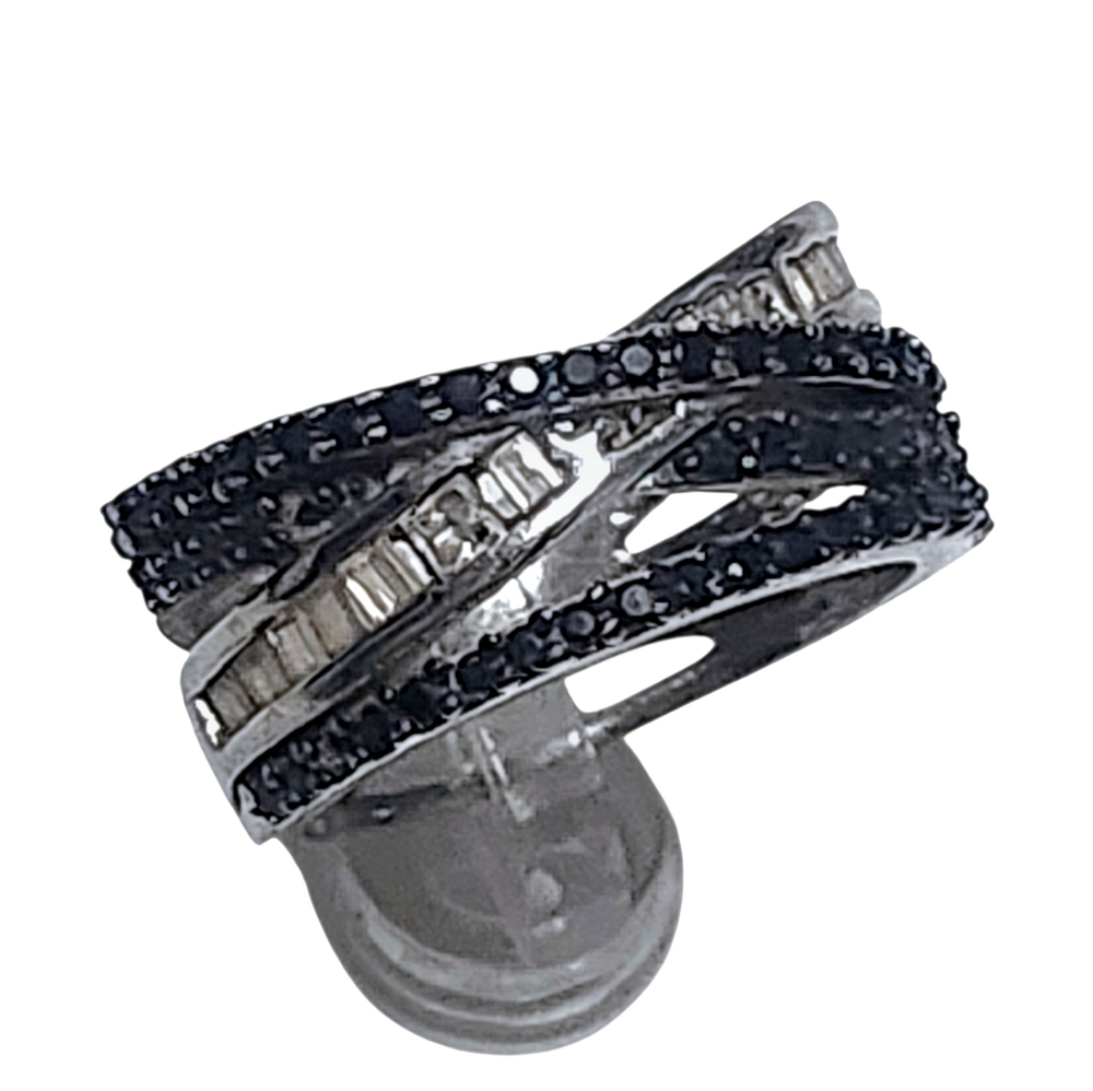 Sterling Silver Multi Row Bypass Black & White Ring size 6.5